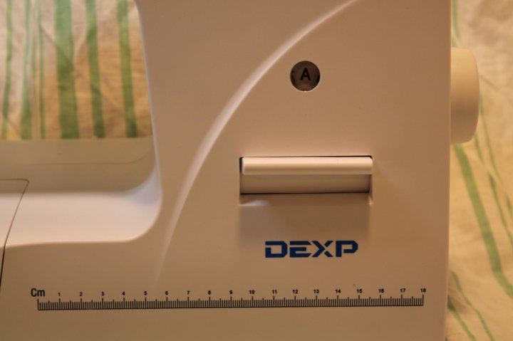Швейная машинка dexp 3500w. Швейная машина DEXP SM-3500w. DEXP SM-3500w разборка. Швейная машинка DEXP SM 1200 сертификат соответствия. Образец строчки оверлок на машинке DEXP SM-3500w.