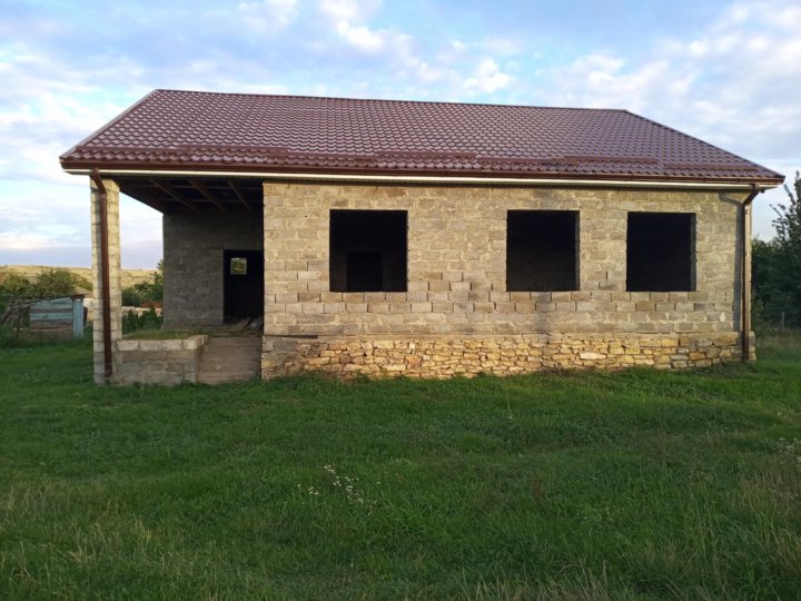 Старомарьевка ставропольский край. Дом Старомарьевка. Ставропольский край дом недострой. Село Старомарьевка Лермонтова 360. Комплекс возле Старомарьевка Ставропольский край.