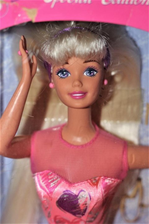 valentine barbie 1997