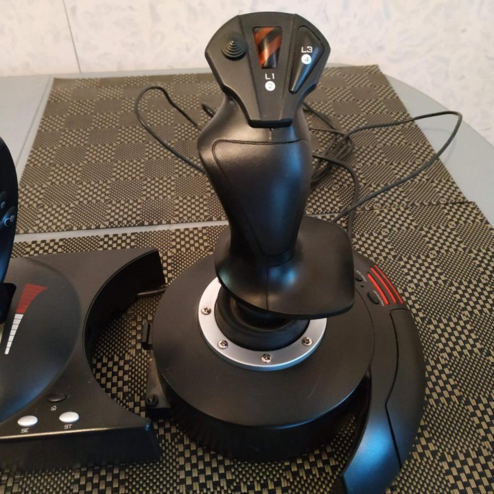 T flight hotas x. Джойстик Thrustmaster t.Flight Hotas x. Thrustmaster авиа джойстик. Джойстик Thrustmaster t.Flight Hotas 4 для с4. Thrustmaster Hotas cougar.