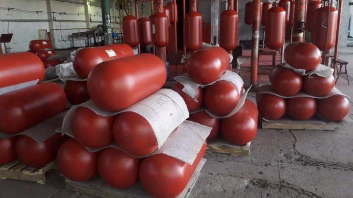 Баллоны метан тип 1 цилиндрические. Баллон газовый 35л метан. Цилиндрический баллон 175 л 399*1509 баж-175 балсити. Метан тип 1. Баллон метан cng 1 100л.