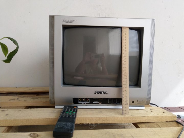 Куплю телевизор в подольске. Телевизор Akira. Akira телевизор 2000 год 72. Акира телевизор Дигитал саунд ремонт.