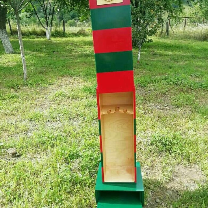 Бар пограничный столб