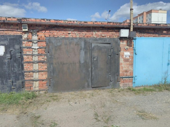 Гск строитель братск. 7а микрорайон тобольск 39/2. Гск строитель тобольск. Гаражный бокс. Гск электрон воронеж.