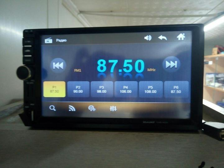 Навител магнитола. Автомагнитола swat chr-4100. swat chr-4220 navitel. chr 4220 дисплей.