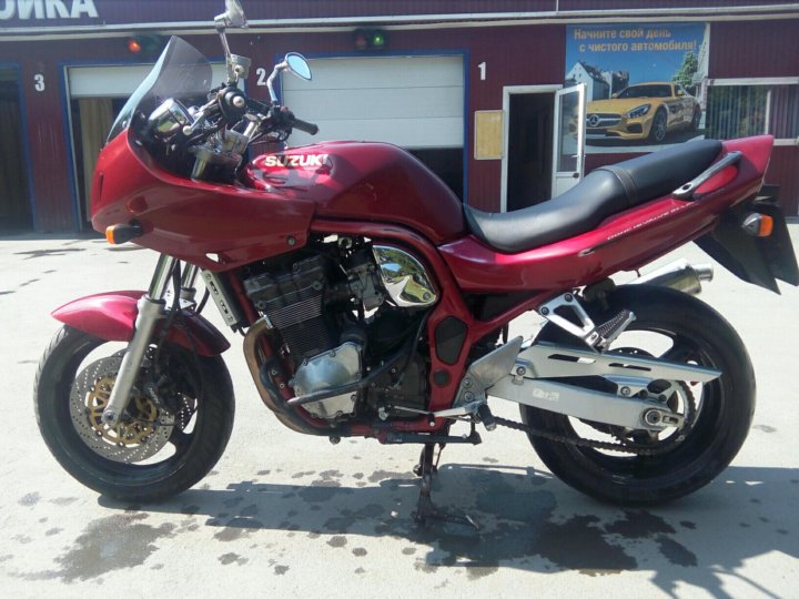 Suzuki gsf1200s Bandit