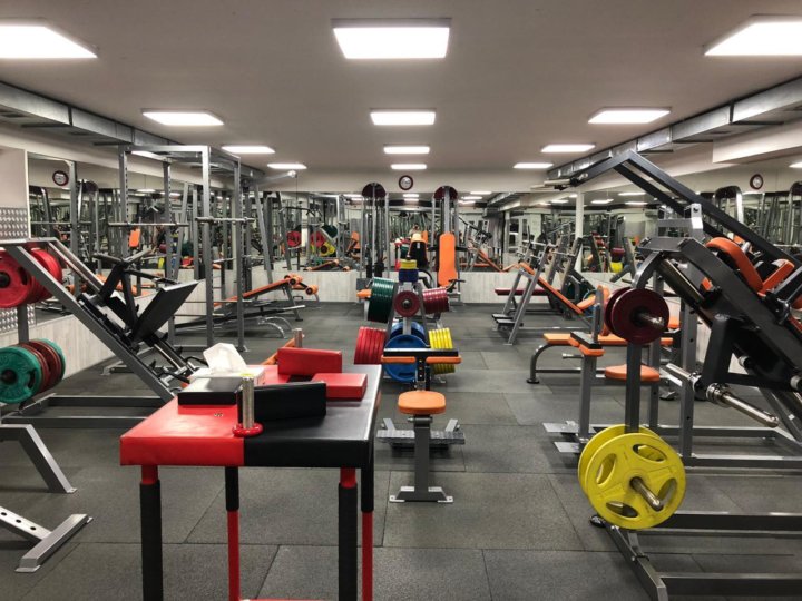 Продажа фитнес клуба. Форма фитнес Краснодар здание. Кристалл фитнес продается бизнес Ржев.