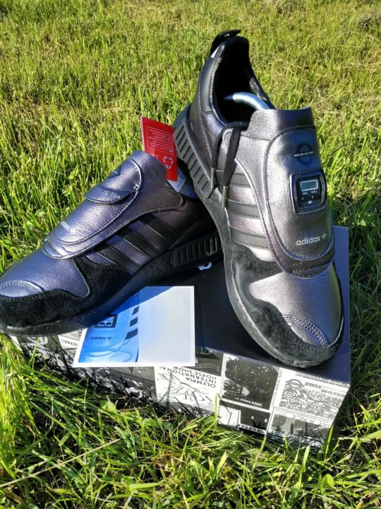 Adidas micropacer x store r1 core black