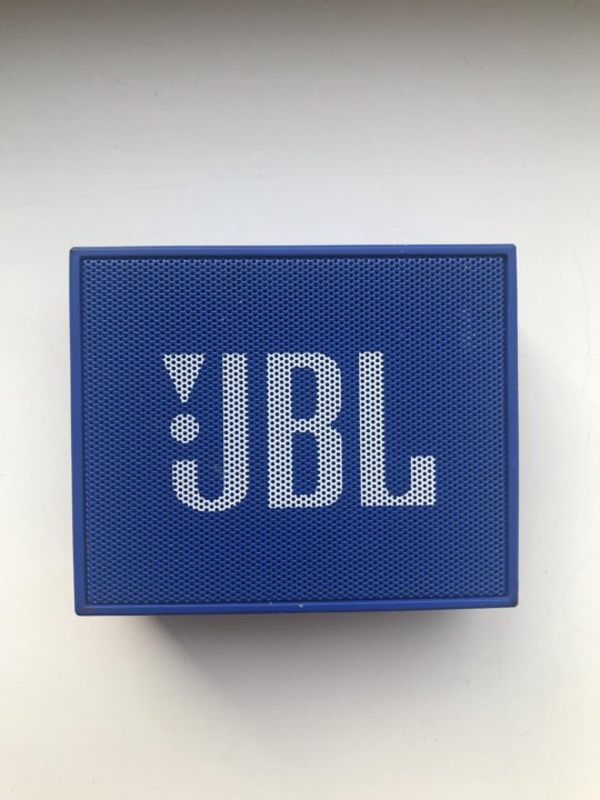 Авито гоу. JBL go Blue 1. JBL go 1 синий. JBL колонка синяя квадратная. JBL go 1 разъем.
