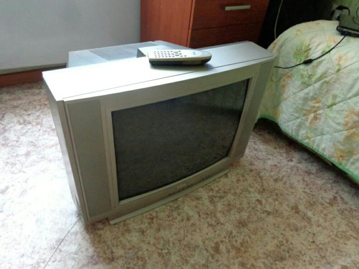 Тв 54 ру. Телевизор LG 54см. Toshiba bomba телевизор 54cm модель. Телевизор 54 см. Телевизор 54 см б у.