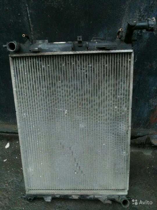 Радиатор хендай элантра. Радиатор Хендай Лантра 93 размера. 25310a2000