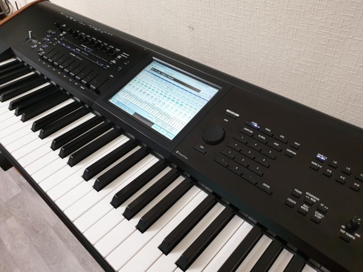 Korg kronos 3