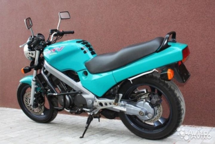 Honda NTV 650 Custom