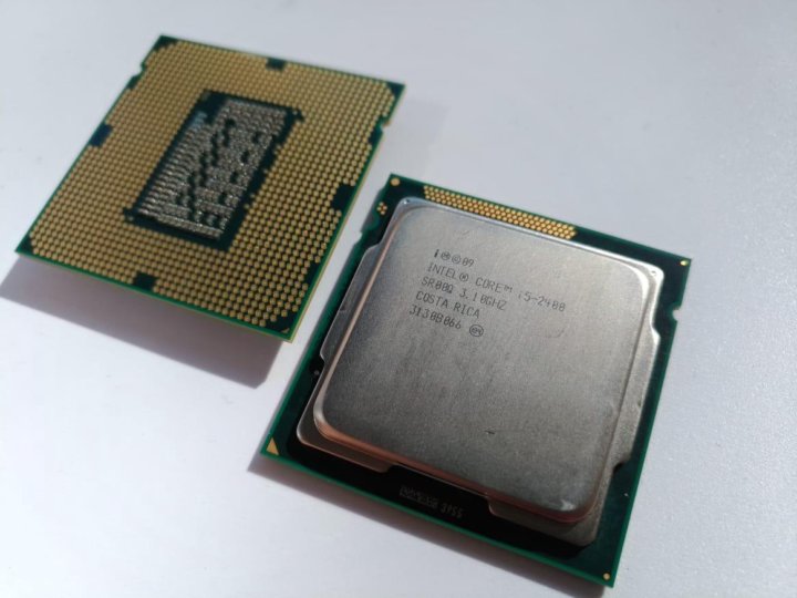 Интел 5 2400. Intel Xeon e5 2640 @ 2.50GHZ. Процессор Интел ксеон е5 2640. Xeon e5 2640 v2. Intel(r) Xeon(r) CPU e5 2640 0 @ 2.50 2.50 GHZ.