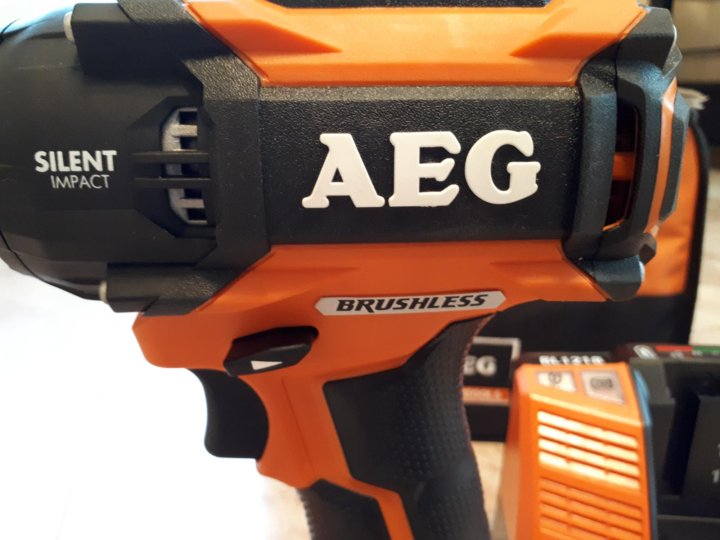 Aeg новый. AEG bss18r38bl. Винтоверт АЕГ. АЕГ новый.