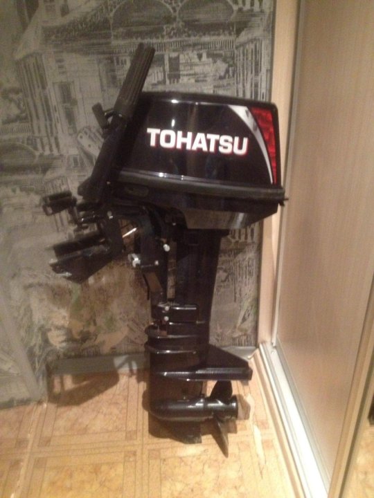 Тохатсу 9.8 купить бу. Tohatsu 9.8. Tohatsu 9.8 нога. Tohatsu 9.8 в коробке. Поворотный механизм на Тохатсу 9,8 БС.