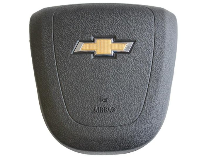 Шевроле аирбаг. Aveo t300 крышка аирбэг. Шевроле аер баг. Chevrolet airbag машина.