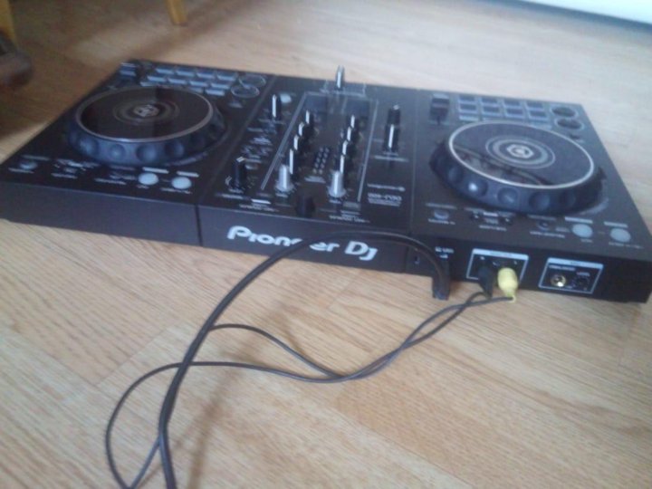 Pioneer DDJ 400