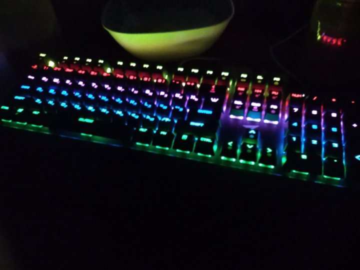 Zet gaming blade подсветка. Игровая клавиатура zet Blade RGB C[TVF. Клавиатура с подсветкой zet. Клавиатура Blade 2 полноразмерная. Кастомные подсветки клавиатуры ZTE Blade Pro.