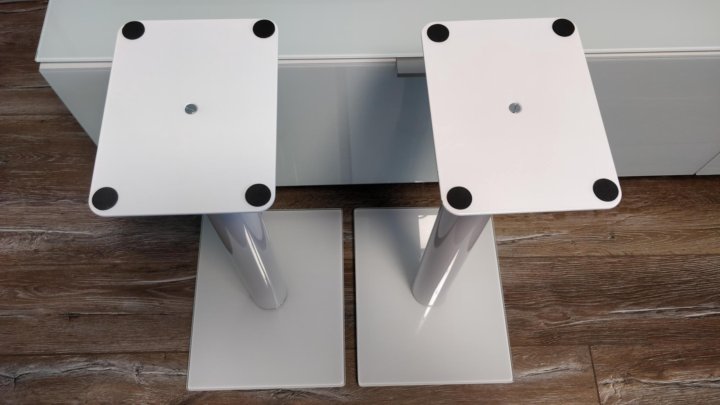 Тортовница керамика белая. 719. Sonorous sp 100 hblk. Стол bradex tulip белый 100 см. Столик под цветы.