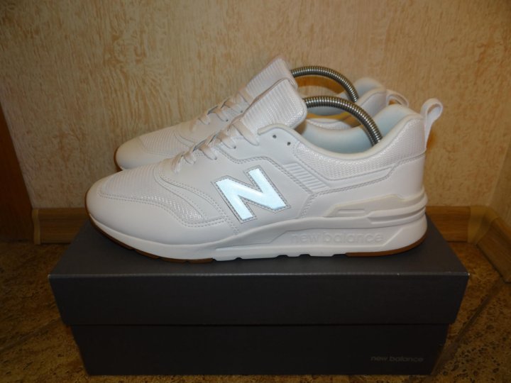 New balance sales cm997hcn