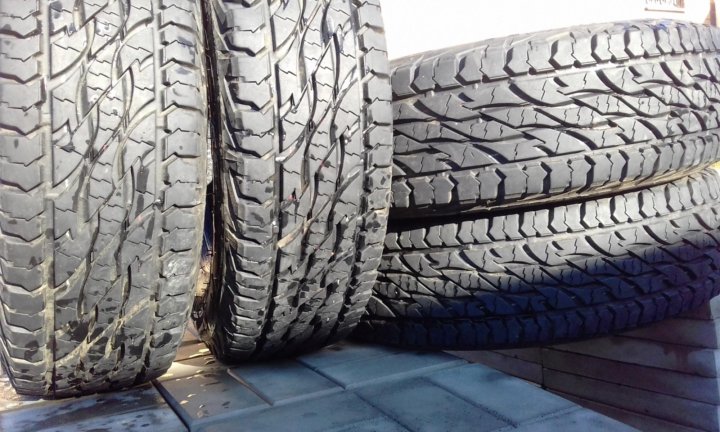 Шины 275 65 17. Bridgestone Dueler a/t 697. Bridgestone Dueler a/t 697 265/65 r17. Bridgestone Dueler 265/65 r17. Бриджстоун Дуэлер 697.