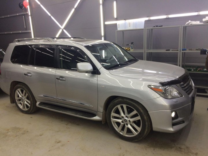 Lexus LX 570 2008 Р±РµР»С‹Р№