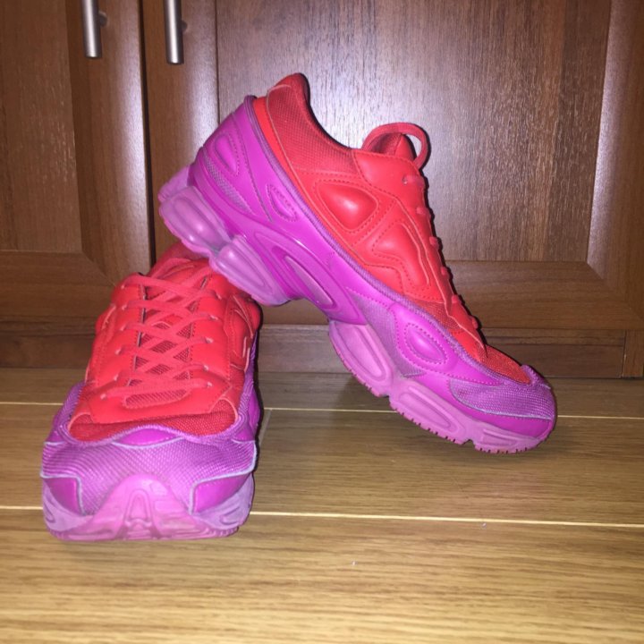 Raf simons best sale adidas 2018