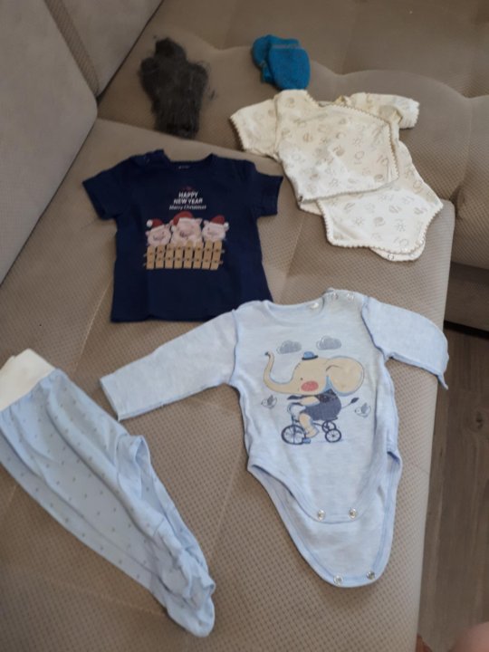 Комплект для новорожденных панда bembi. Одежда для новорожденных. Костюм для новорожденной девочки. Одежда для недоношенных новорожденных. Одежда дляноворожденых.