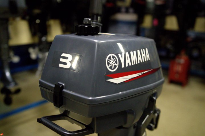 Лодочный мотор evinrude 50. Продаю лодочный мотор новый. Лодочные моторы бу. Мотор yamaha 9. Мотор хонда 50 кубов двухтактный.