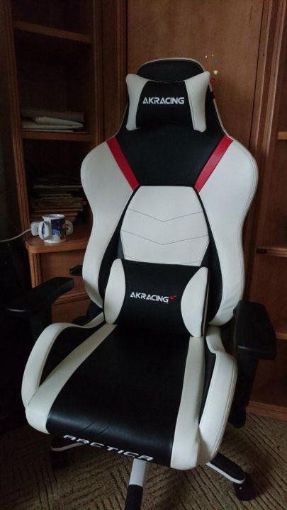 Компьютерное кресло akracing arctica