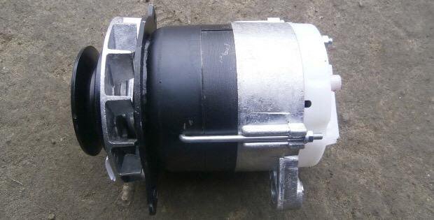 Генератор 966. Генератор тракторный мтз-80. Генератор мтз 82. Генератор тракторный мтз-80. Генератор на мтз 80 12 вольт.