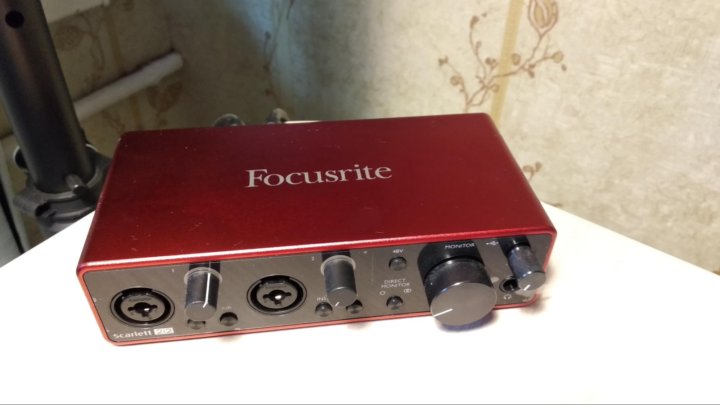 Звуковая карта 2i2 focusrite