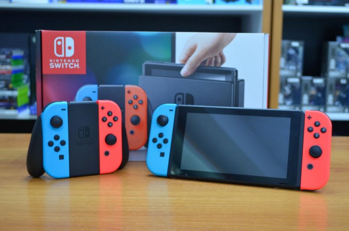 Nintendo switch прошитая. Игровая консоль Nintendo Switch Nintendo синий/красный 2020. Нинтендо свитч красно синий. Nintendo Switch Mini синюю. Nintendo Switch салатово синий.