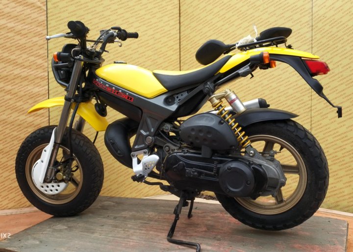 Suzuki Street Magic 2