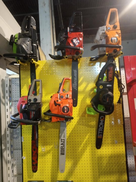 Авито спб бензопилы. Бензопила штиль 210. Бензопила бу. Бензопила штиль 210. Авито спб бензопилы.