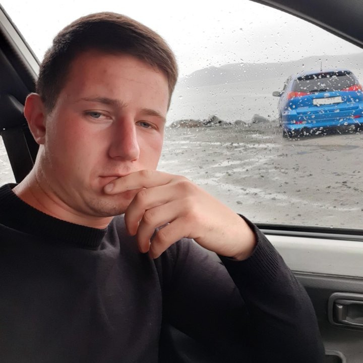 Водитель категории в в новокузнецке. Водитель. Водитель категории в в новокузнецке. Теоретик пдд. Водитель грузовика.