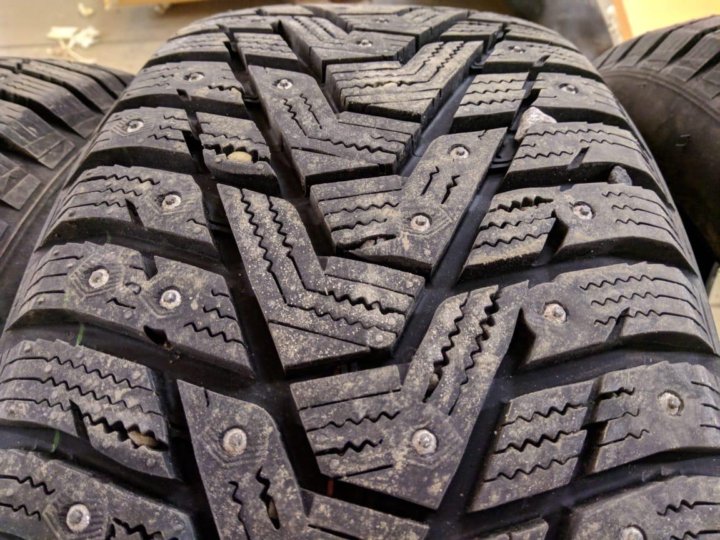 Winter i pike rs2. Hankook Winter IPIKE rs2. Hankook i Pike rs2 липучка. Yokohama Winter IPIKE RS 2. Зимняя резина Ханкук Винтер 2015 года.