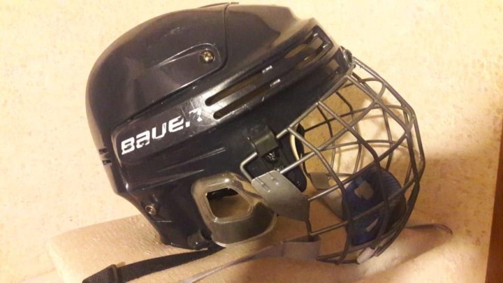 РҐРѕРєРєРµР№РЅС‹Р№ С€Р»РµРј Bauer 4500