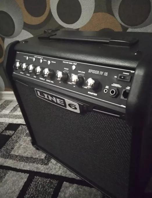 Line 6 iv. Лайн 6 Спайдер 3