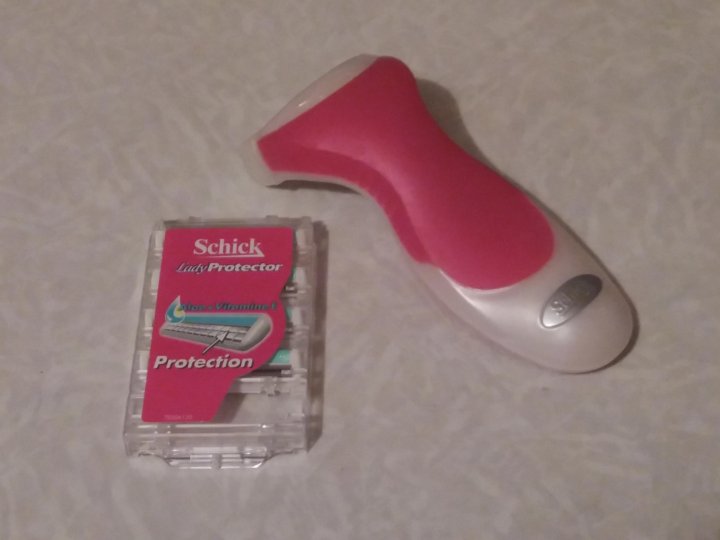 Станок для бритья schick lady protector plus