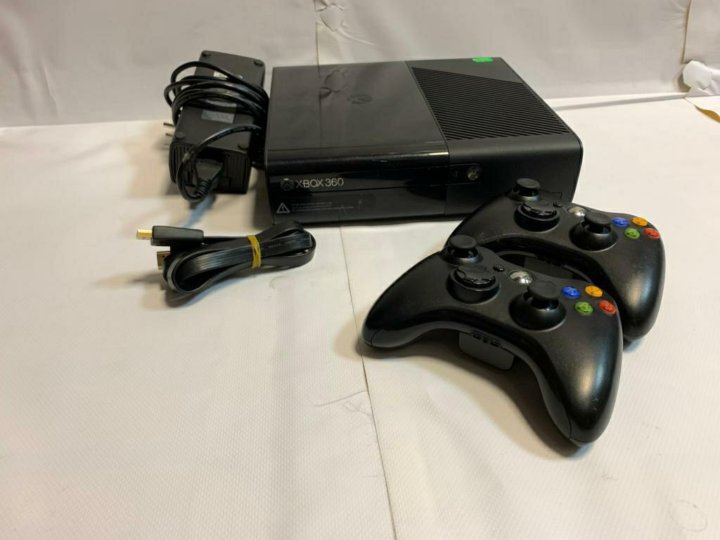 Консоль игровая приставка 10000 игр. Xbox 360 1538. Xbox 360 e Console model 1538. Xbox 360e model 1538. Икс бокс 360 е модель 1538.