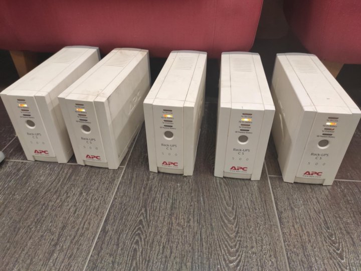 Ибп apc ups cs 500. Apc back-ups cs 500. apc ups cs 500. back ups cs 500. блок ssi model 500 (в комплекте с трансформатором 110-220 vac).