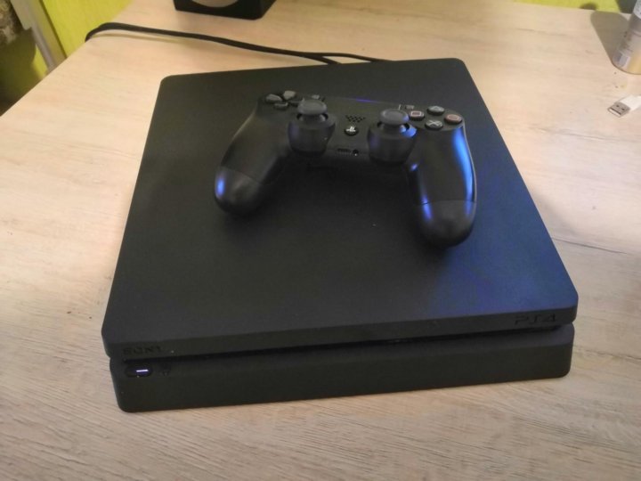 Ps4 slim 1 tb фото