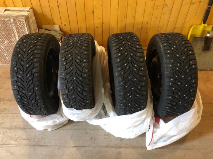 Nokian hakkapeliitta r16. Хакапелита 9 205/55 r16. Хакапелита 9 r16. Резина зимняя 205 55 r16 хакапелита 10. Хакапелита 9 205/55 r16 фото.