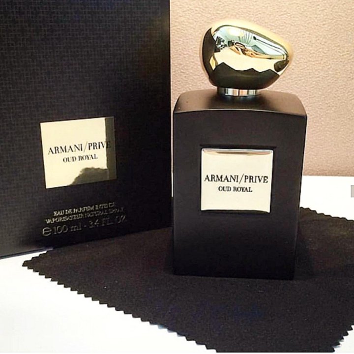 Armani prive oud royal. Армани уд Роял.