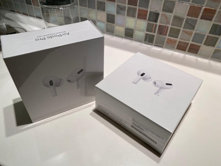 Наушники airpods pro 2 оригинал. Apple AIRPODS Pro коробка оригинал. AIRPODS Pro 2022 коробка. Apple AIRPODS Pro 2 оригинальная упаковка. Apple AIRPODS Pro 2022 коробка оригинал.