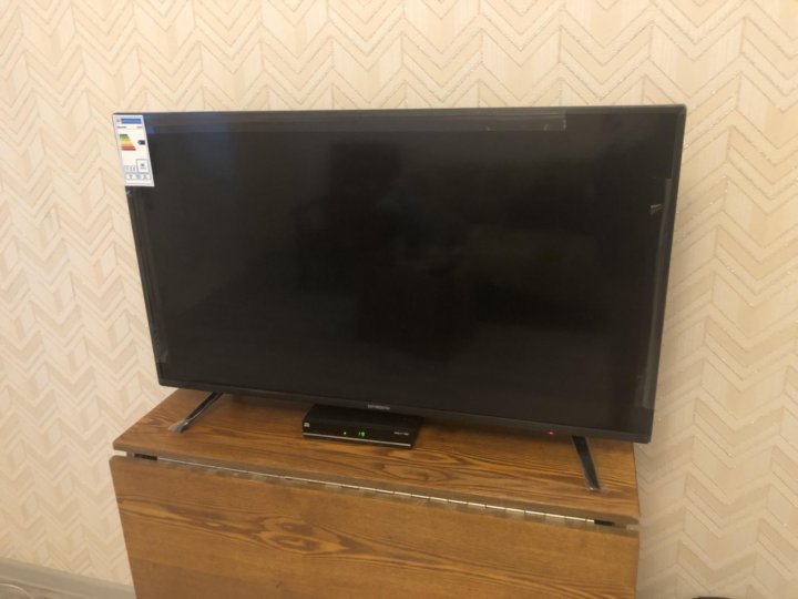 40 Дюймов Фото