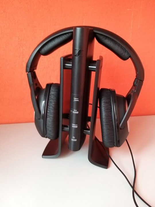 Sennheiser bt t100 bluetooth. Sennheiser hdr 170. Sennheiser hdr 170. наушники sennheiser rs 170. наушники sennheiser hd 429s.