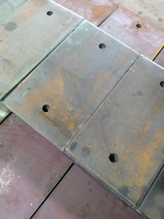 Пластины из металла. Металлическая закладная деталь 100х100х10 вес. Наборная пластина под закладные мс-2. Закладная деталь из стального листа 6х200х260. Пластина закладная 5мм 150:150.